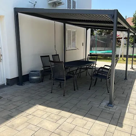 Appartamento Klara *